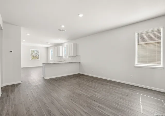 Photo 3 of Single family home for sale at 8406 Smithers Ave, San Antonio, TX 78252 | MLS# 2013585 | Listing updated on 2026-09-13