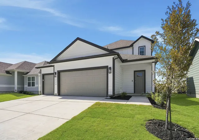 Photo 1 of Single family home for sale at 1233 Sweden, Seguin, TX 78155 | MLS# 2013594 | Listing updated on 2026-09-13