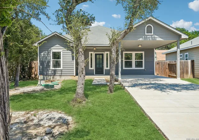 Photo 1 of Single family home for sale at 1035 Cedar Grv Trl, Spring Branch, TX 78070 | MLS# 2013608 | Listing updated on 2026-09-13