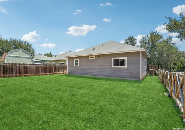 Photo 26 of Single family home for sale at 1035 Cedar Grv Trl, Spring Branch, TX 78070 | MLS# 2013608 | Listing updated on 2026-09-13