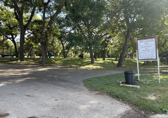 Photo 18 of Single family home for sale at 189 Placid Cvs Dr, New Braunfels, TX 78130 | MLS# 2013616 | Listing updated on 2026-10-05