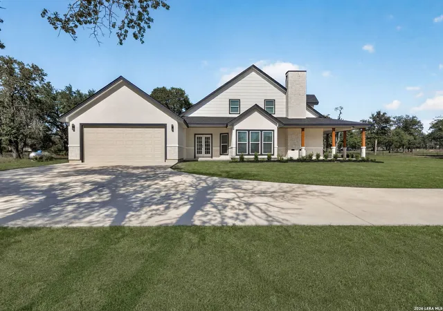 Photo 3 of Single family home for sale at 140 County Rd 6871, Natalia, TX 78059 | MLS# 2013639 | Listing updated on 2026-09-13