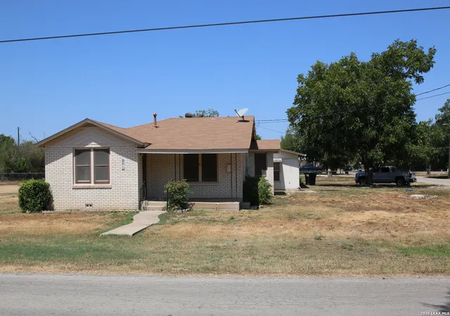 Photo 3 of Sale Pending at 901 Houston, Castroville, TX 78009 | MLS# 2013651 | Listing updated on 2026-09-16