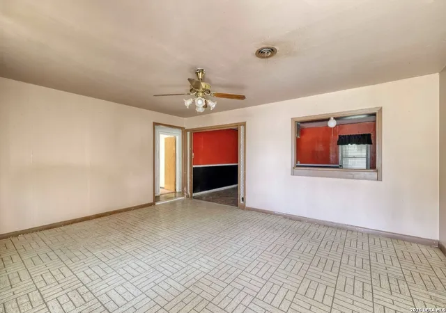 Photo 3 of Sale Pending at 541 North 4th, Uvalde, TX 78801 | MLS# 2013658 | Listing updated on 2026-09-14