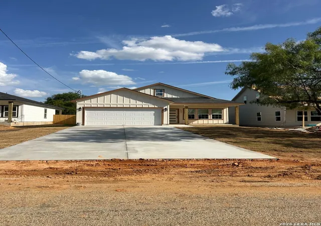 Photo 1 of Single family home for sale at 504 Hickory St, Jourdanton, TX 78026 | MLS# 2013667 | Listing updated on 2026-09-13