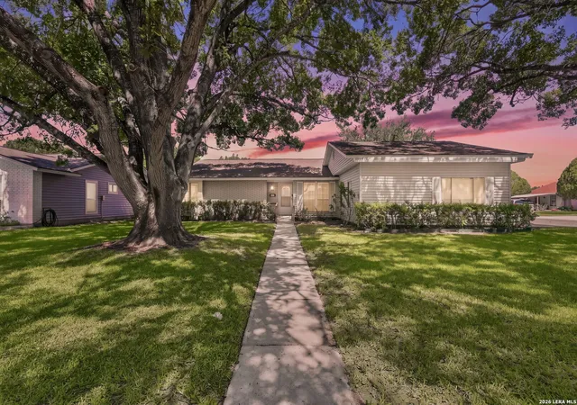 Photo 1 of Single family home for sale at 825 Marilyn Dr, Schertz, TX 78154 | MLS# 2013679 | Listing updated on 2026-10-08