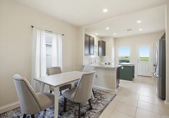 Photo 4 of Single family home for sale at 2038 Chelsea Grv, New Braunfels, TX 78130 | MLS# 2013683 | Listing updated on 2026-09-15