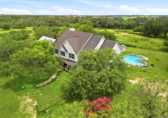 Photo 3 of Single family home for sale at 1208 Odaniel School Rd, Seguin, TX 78155 | MLS# 2013687 | Listing updated on 2026-09-13