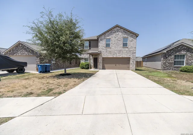 Photo 3 of Single family home for sale at 15131 Jetfire Pt, Von Ormy, TX 78073 | MLS# 2013689 | Listing updated on 2026-09-13