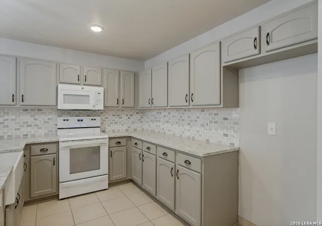 Photo 3 of Sale Pending at 11310 Mentmore, Helotes, TX 78023 | MLS# 2013699 | Listing updated on 2026-09-24
