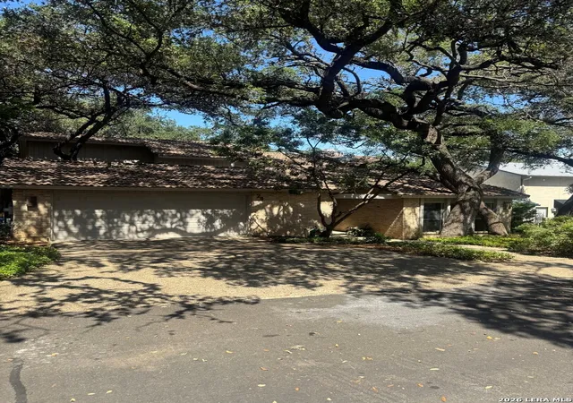 Photo 2 of Single family home for sale at 24 Donore, San Antonio, TX 78229 | MLS# 2013709 | Listing updated on 2026-09-13