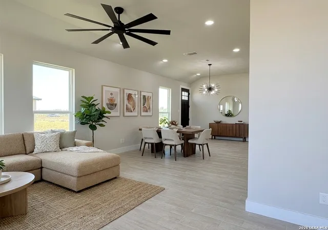 Photo 2 of Single family home for sale at 125 Camino Verde Ct, La Vernia, TX 78121 | MLS# 2013714 | Listing updated on 2026-09-13
