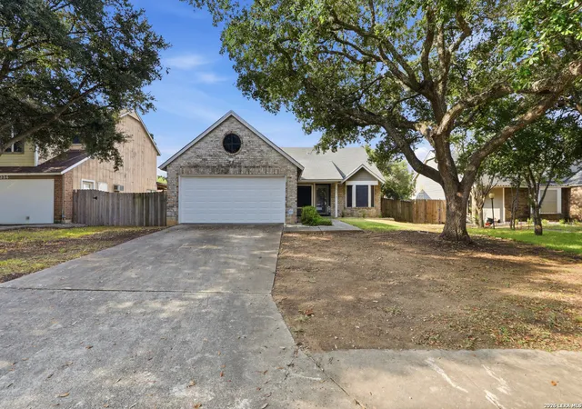 Photo 1 of Single family home for sale at 9338 Greens Pt, San Antonio, TX 78250 | MLS# 2013736 | Listing updated on 2026-09-18
