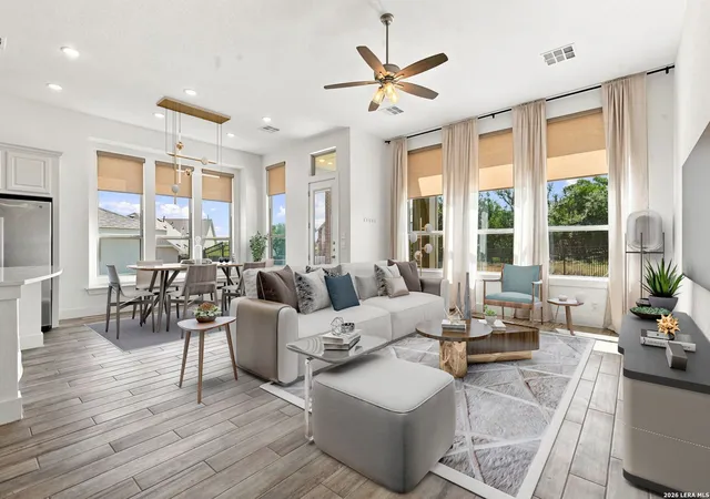 Photo 3 of Single family home for sale at 517 Huntwick Dr, Boerne, TX 78006 | MLS# 2013742 | Listing updated on 2026-09-23