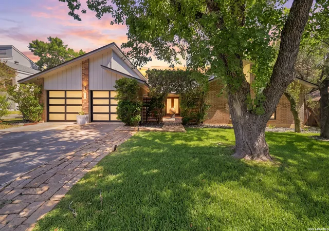 Photo 3 of Single family home for sale at 17035 Turkey Point St, San Antonio, TX 78232 | MLS# 2013745 | Listing updated on 2026-09-14