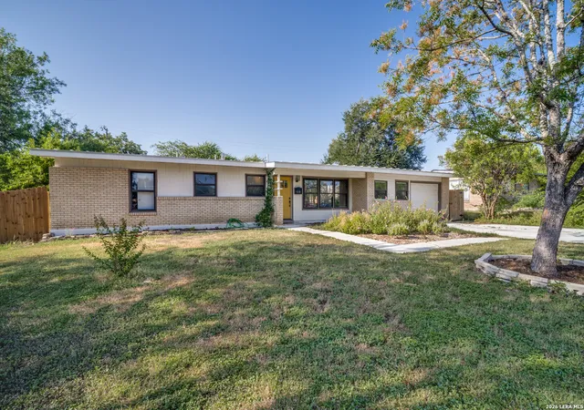Photo 1 of Sale Pending at 218 Sprucewood Ln, San Antonio, TX 78216 | MLS# 2013754 | Listing updated on 2026-09-20