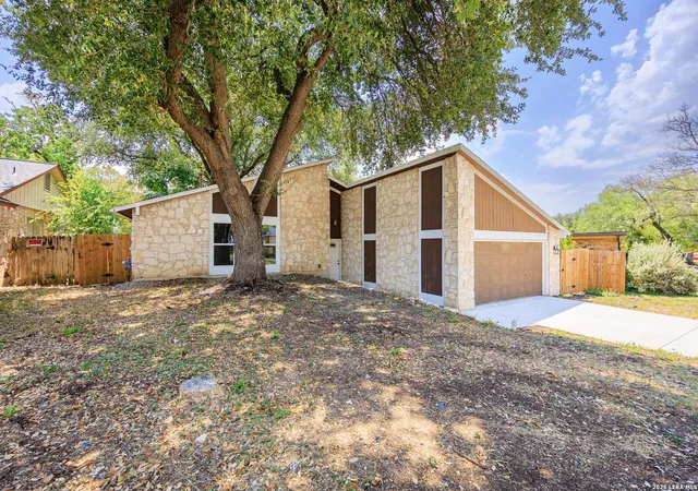 Photo 3 of Single family home for sale at 12238 Ecksminster, San Antonio, TX 78216 | MLS# 2013808 | Listing updated on 2026-09-14