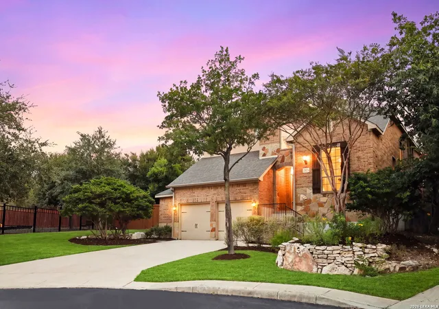 Photo 3 of Single family home for sale at 23226 Crst View Way, San Antonio, TX 78261 | MLS# 2013839 | Listing updated on 2026-09-22