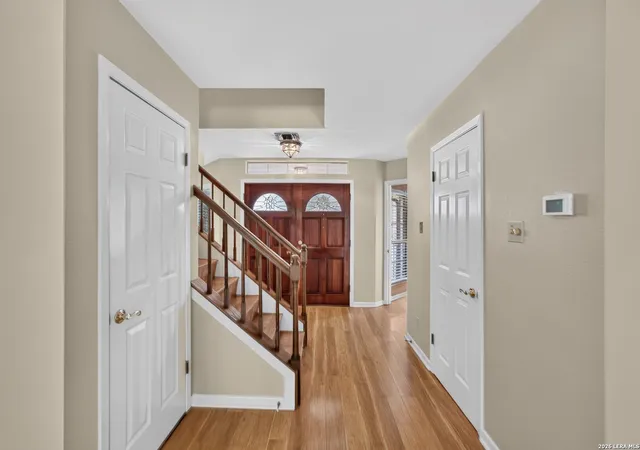 Photo 3 of Single family home for sale at 84 Granburg Cir, San Antonio, TX 78218 | MLS# 2013848 | Listing updated on 2026-09-14