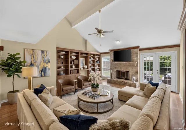 Photo 3 of Single family home for sale at 84 Granburg Cir, San Antonio, TX 78218 | MLS# 2013848 | Listing updated on 2026-09-14