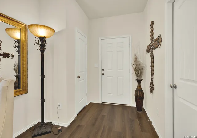 Photo 2 of Single family home for sale at 124 Laurel Grace Ln, New Braunfels, TX 78130 | MLS# 2013855 | Listing updated on 2026-09-15