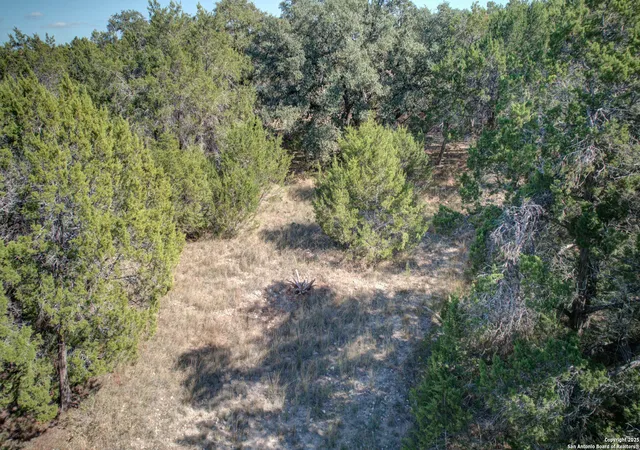 Photo 2 of Land for sale at 915 Five Oaks Cir, Canyon Lake, TX 78133 | MLS# 2013860 | Listing updated on 2026-09-14