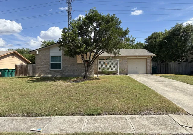 Photo 3 of Single family home for sale at 7514 Valley Oak St, Live Oak, TX 78233 | MLS# 2013869 | Listing updated on 2026-09-14