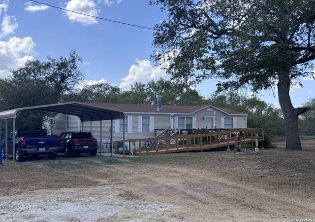 Photo 2 of Single family home for sale at 3303 Sandy Elm Rd, La Vernia, TX 78121 | MLS# 2013898 | Listing updated on 2026-09-14