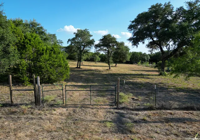 Photo 3 of Land for sale at 209 Lakeside Dr, Lakehills, TX 78063 | MLS# 2013901 | Listing updated on 2026-09-14