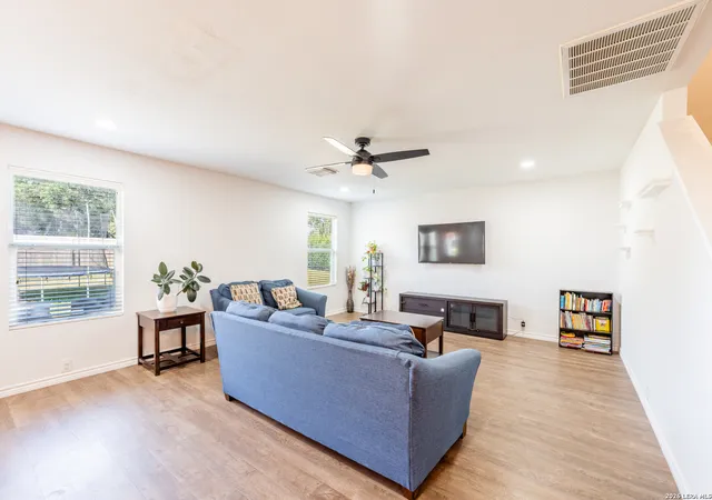 Photo 3 of Single family home for sale at 5795 Saint Andrews, Schertz, TX 78108 | MLS# 2013904 | Listing updated on 2026-09-09