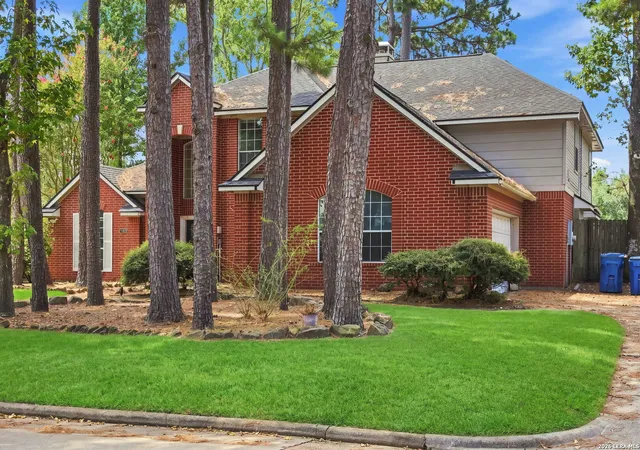 Photo 3 of Single family home for sale at 18719 Racquet Sports Way, Humble, TX 77346 | MLS# 2013907 | Listing updated on 2026-09-14