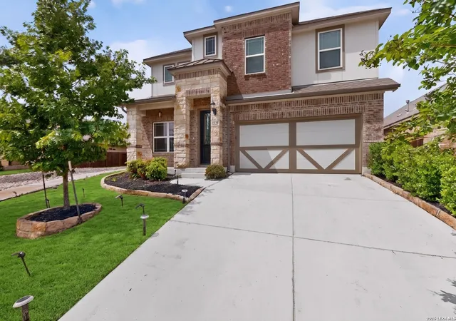 Photo 2 of Single family home for sale at 1239 Loma Rnch, New Braunfels, TX 78132 | MLS# 2013967 | Listing updated on 2026-09-14
