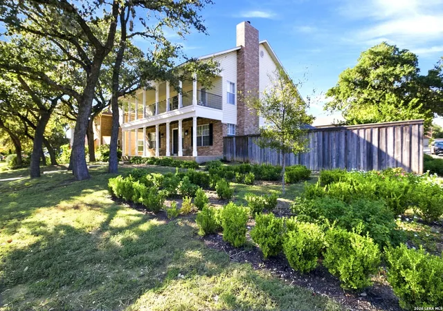 Photo 3 of Sale Pending at 10302 Stonefield Pl, San Antonio, TX 78254 | MLS# 2013968 | Listing updated on 2026-09-15