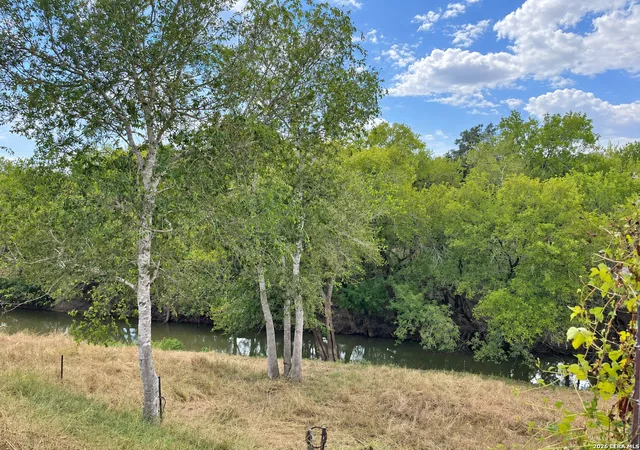 Photo 18 of Single family home for sale at 19195 Fm 791, Campbellton, TX 78064 | MLS# 2013971 | Listing updated on 2026-09-04