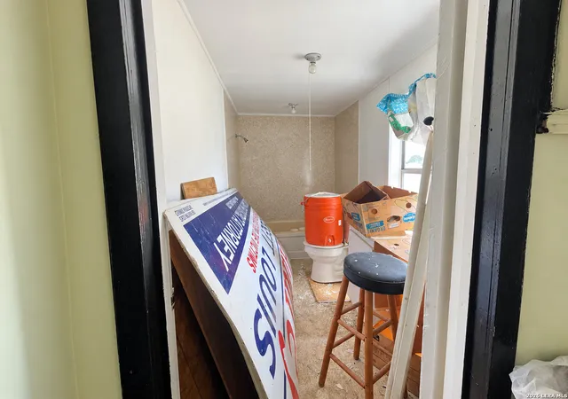 Photo 3 of Single family home for sale at 3030 Commerce, Campbellton, TX 78064 | MLS# 2013987 | Listing updated on 2026-09-15