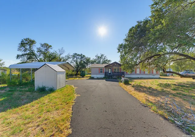 Photo 2 of Single family home for sale at 3015 Eichman Rd, Poteet, TX 78065 | MLS# 2013991 | Listing updated on 2026-09-14