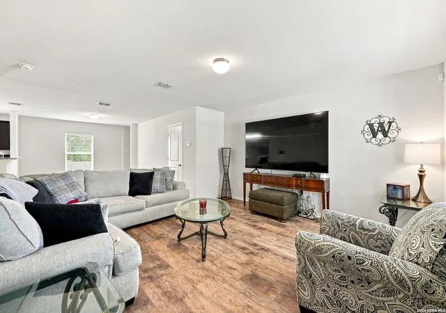 Photo 2 of Single family home for sale at 6226 Myrtle Pass, San Antonio, TX 78222 | MLS# 2013995 | Listing updated on 2026-09-14