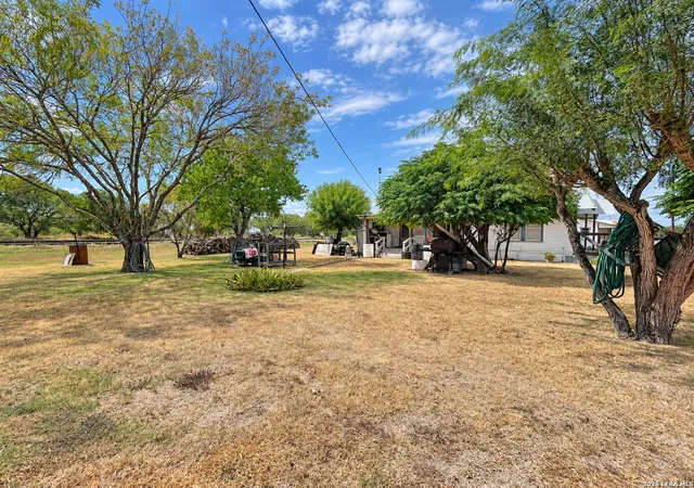 Photo 3 of Single family home for sale at 3050 Commerce St, Campbellton, TX 78008 | MLS# 2014000 | Listing updated on 2026-09-15