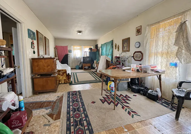 Photo 3 of Single family home for sale at 3050 Commerce St, Campbellton, TX 78008 | MLS# 2014000 | Listing updated on 2026-09-15