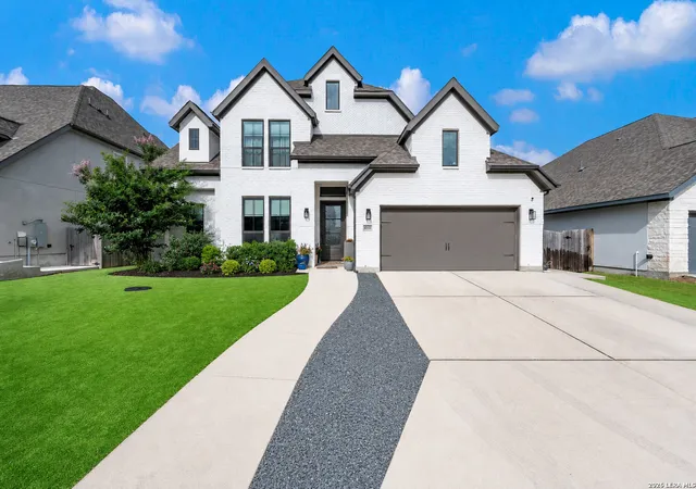 Photo 3 of Single family home for sale at 30137 Valley Run, Fair Oaks Ranch, TX 78015 | MLS# 2014009 | Listing updated on 2026-09-14