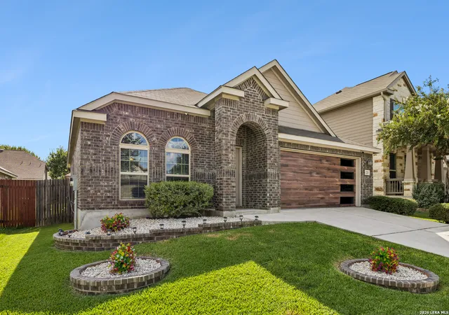 Photo 2 of Sale Pending at 221 Campfire Way, Cibolo, TX 78108 | MLS# 2014012 | Listing updated on 2026-09-16