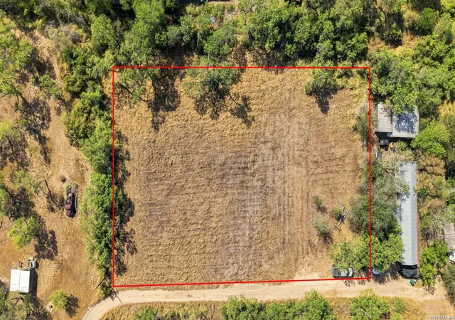 Photo 1 of Land for sale at Lots 7 9 11 13 & 15 Palm St, Jourdanton, TX 78026 | MLS# 2014028 | Listing updated on 2026-09-14