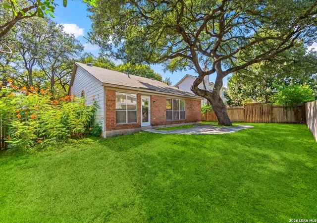 Photo 3 of Single family home for sale at 2516 Grv Park, Schertz, TX 78154 | MLS# 2014045 | Listing updated on 2026-09-14