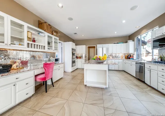 Photo 3 of Single family home for sale at 522 Chardonnet, San Antonio, TX 78232 | MLS# 2014046 | Listing updated on 2026-09-20