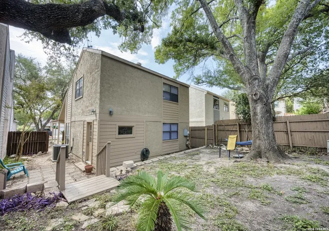 Photo 3 of Single family home for sale at 1411 Brook Mdw, San Antonio, TX 78232 | MLS# 2014052 | Listing updated on 2026-09-14