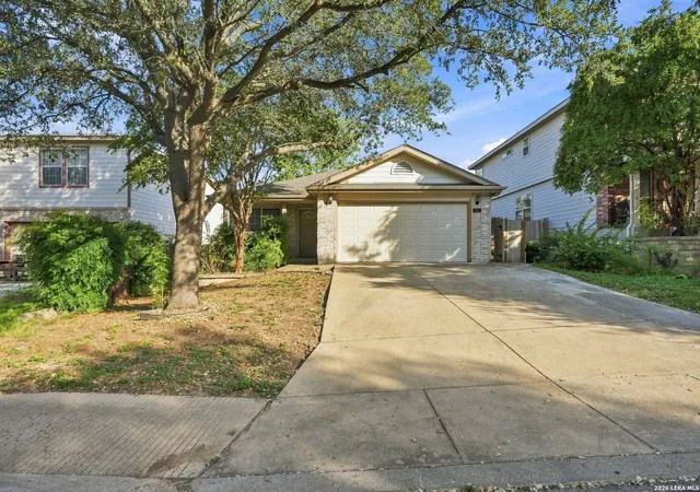 Photo 1 of Single family home for sale at 1914 Owlwolf Crk, San Antonio, TX 78245 | MLS# 2014054 | Listing updated on 2026-09-14