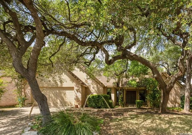 Photo 1 of Single family home for sale at 106 Saddle Clb Cir, Boerne, TX 78006 | MLS# 2014056 | Listing updated on 2026-09-14