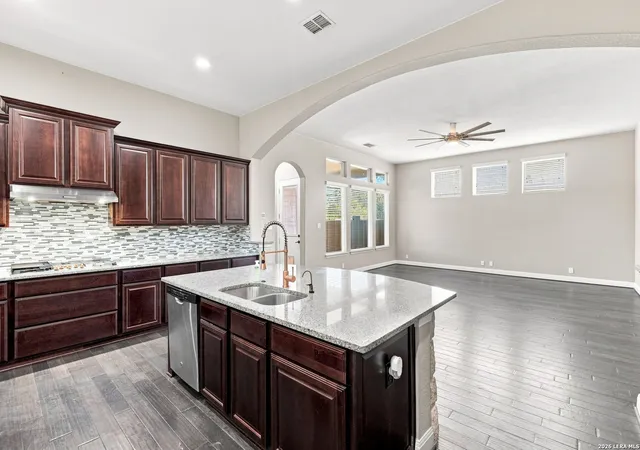 Photo 3 of Single family home for sale at 5676 High Forest Dr, New Braunfels, TX 78132 | MLS# 2014062 | Listing updated on 2026-09-10