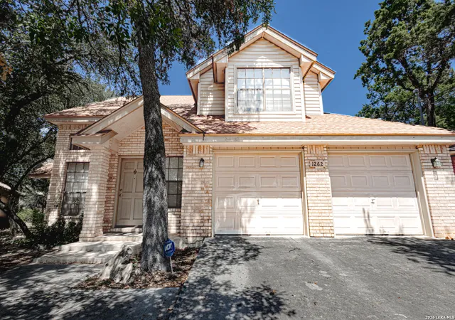 Photo 1 of Single family home for sale at 1262 Bluff Crk Cir, New Braunfels, TX 78130 | MLS# 2014063 | Listing updated on 2026-09-16