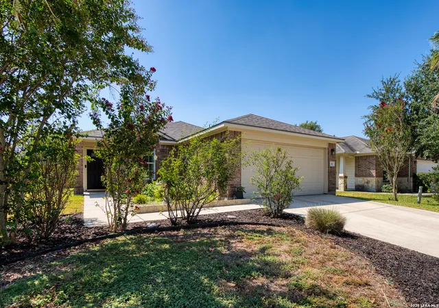 Photo 2 of Single family home for sale at 301 Brahma Way, Cibolo, TX 78108 | MLS# 2014064 | Listing updated on 2026-09-14